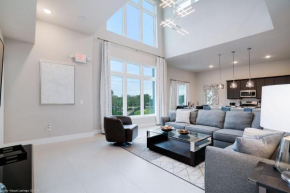 Stylish Condo near Disney w Hotel Amenities - 7740-52-205